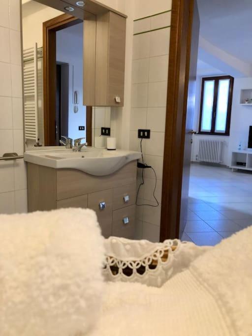 Casa Del Borghetto Lejlighed Intra Eksteriør billede